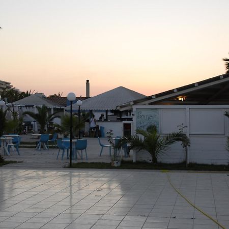 Torquemada Beach Club Margherita di Savoia Kültér fotó