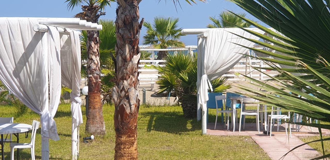 Torquemada Beach Club Margherita di Savoia Kültér fotó