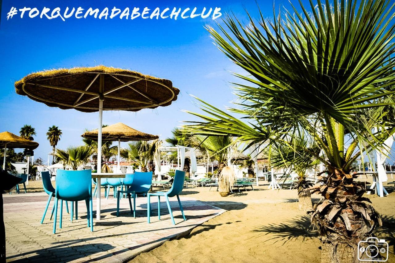 Torquemada Beach Club Margherita di Savoia Kültér fotó