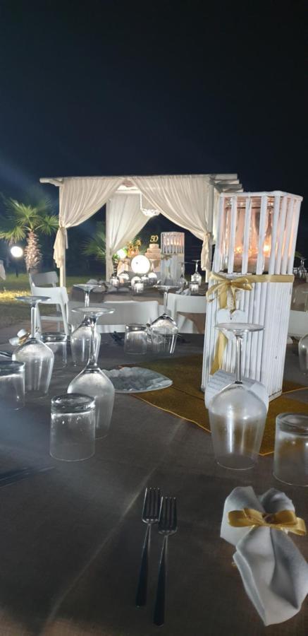 Torquemada Beach Club Margherita di Savoia Kültér fotó