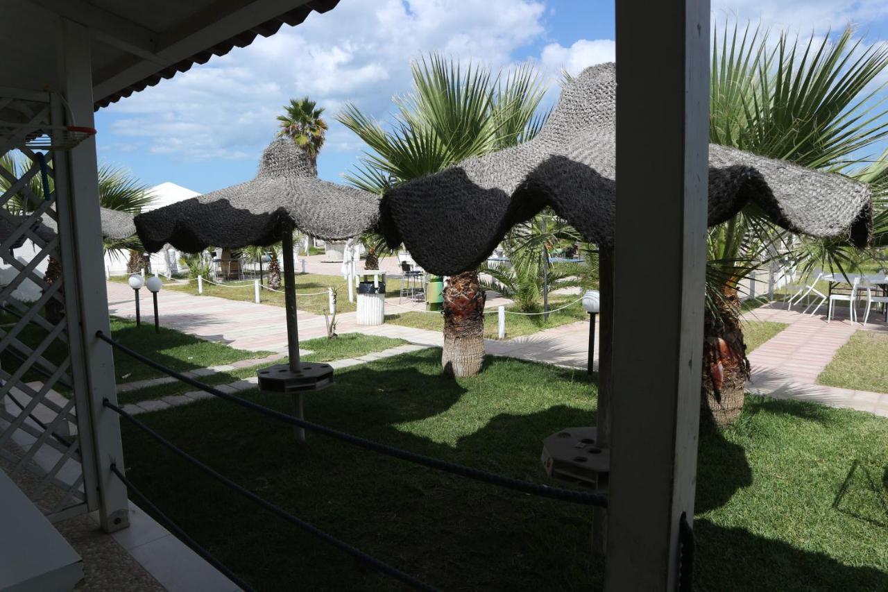 Torquemada Beach Club Margherita di Savoia Kültér fotó